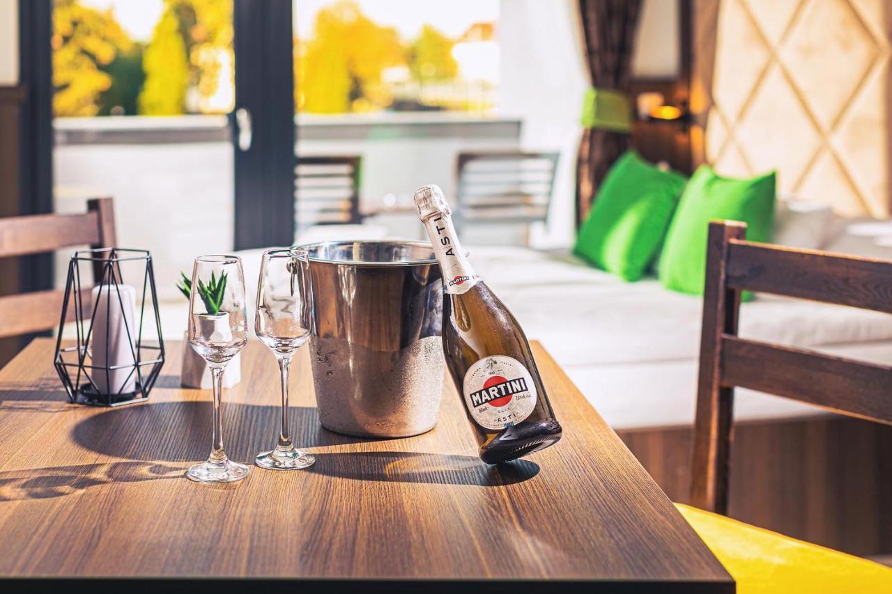 Park Hotel Buek-Buekfuerdo Eksteriør billede
