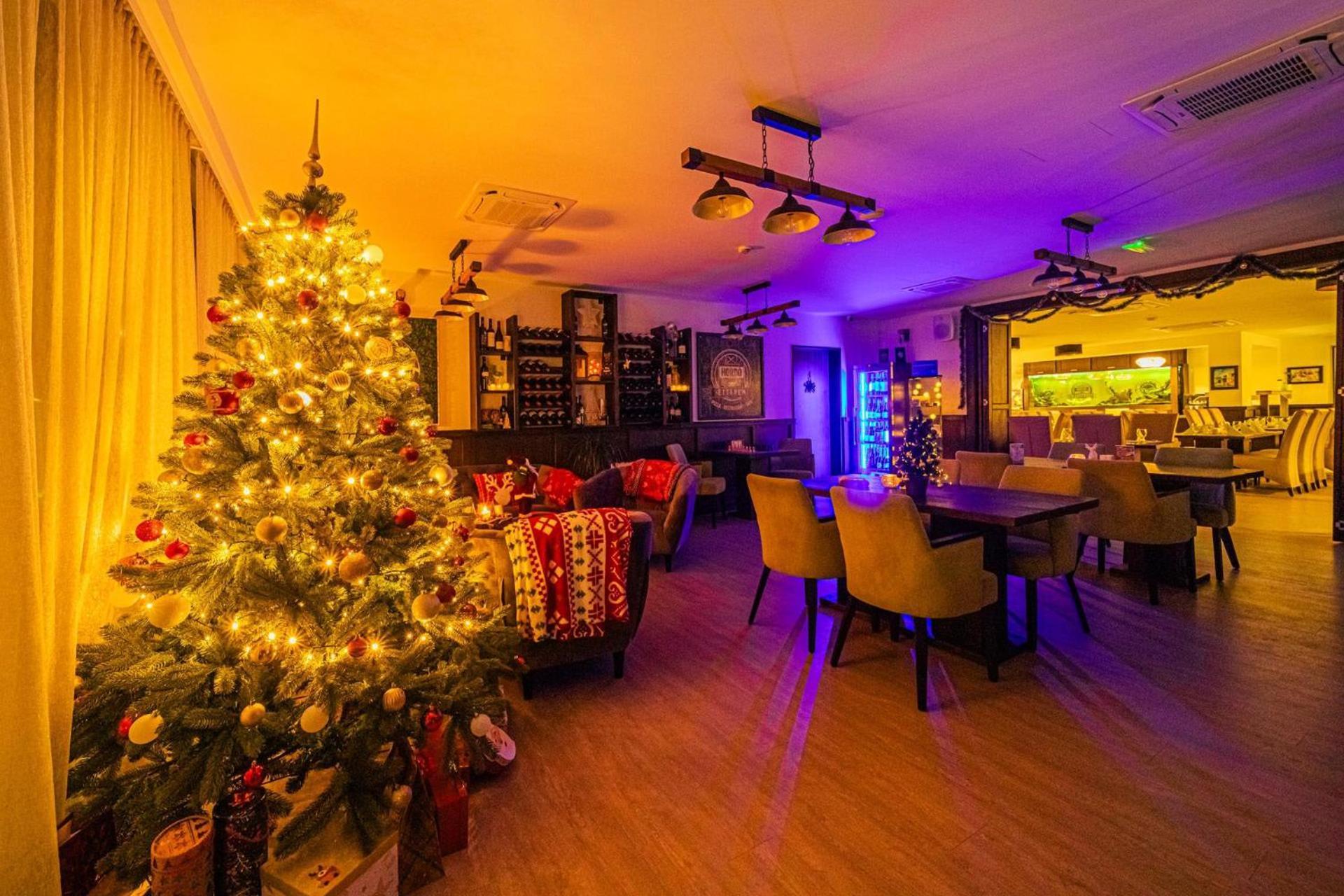 Park Hotel Buek-Buekfuerdo Eksteriør billede