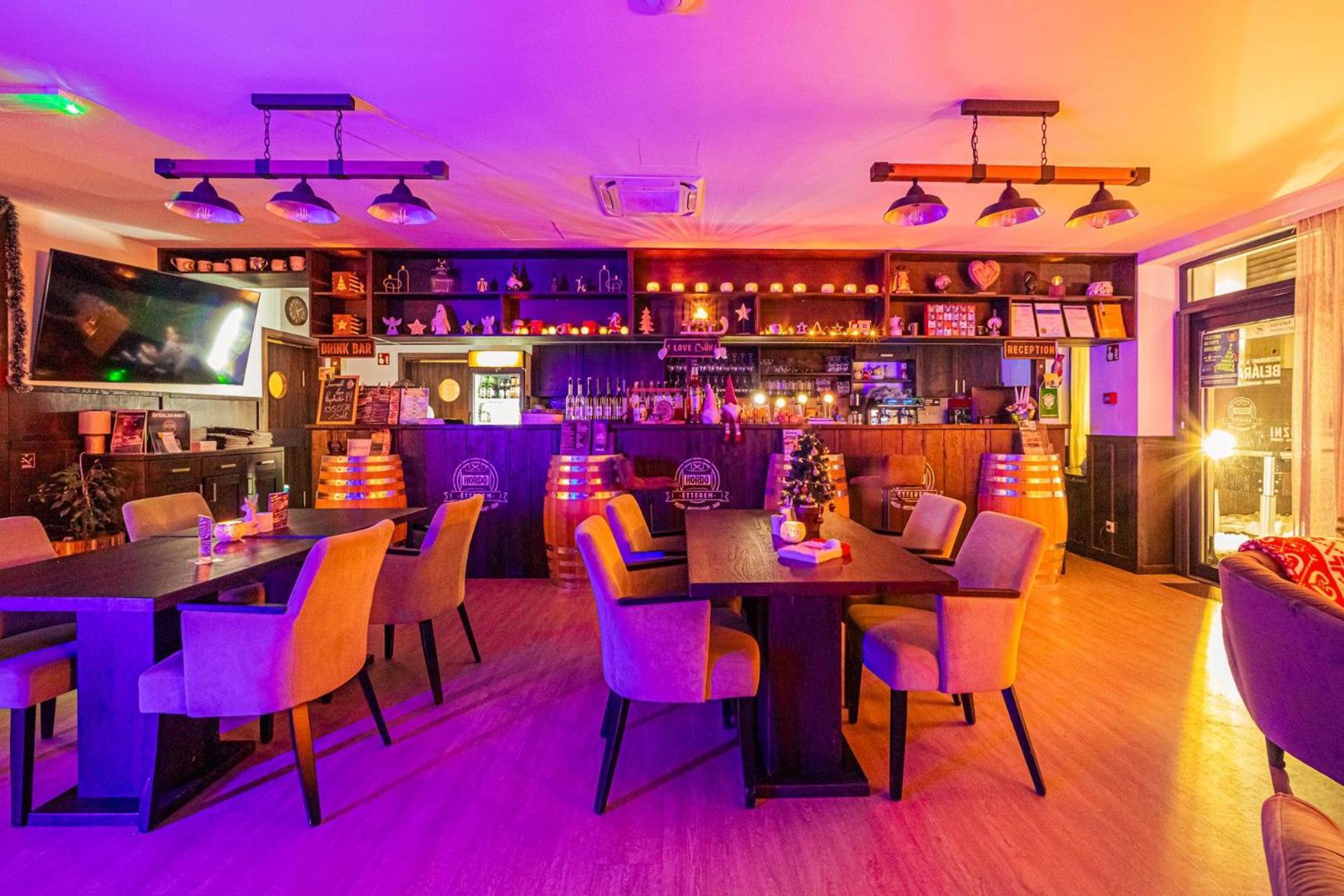 Park Hotel Buek-Buekfuerdo Eksteriør billede